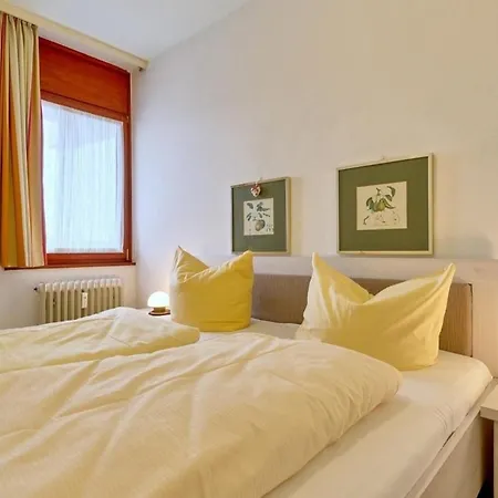 아파트 Center Happy Place 그로미츠