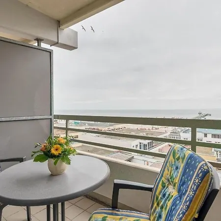 아파트 Center Happy Place 그로미츠