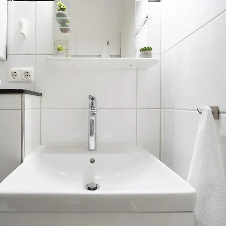 Center Happy Place 그로미츠